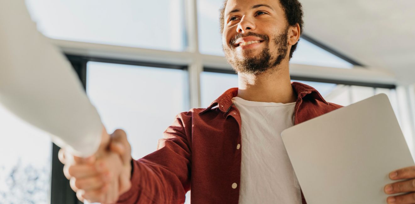 Como a reinserção social se torna importante no tratamento de um dependente químico?